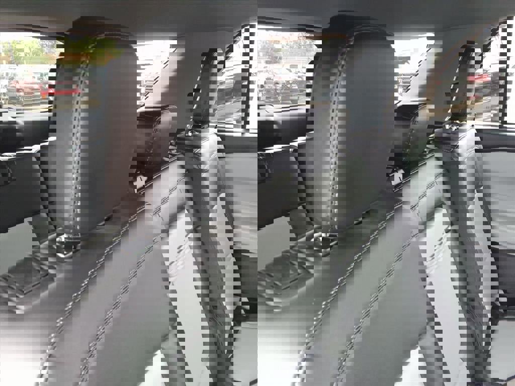 Certified 2023 Ford Explorer XLT w/ Equipment Group 202A image 15