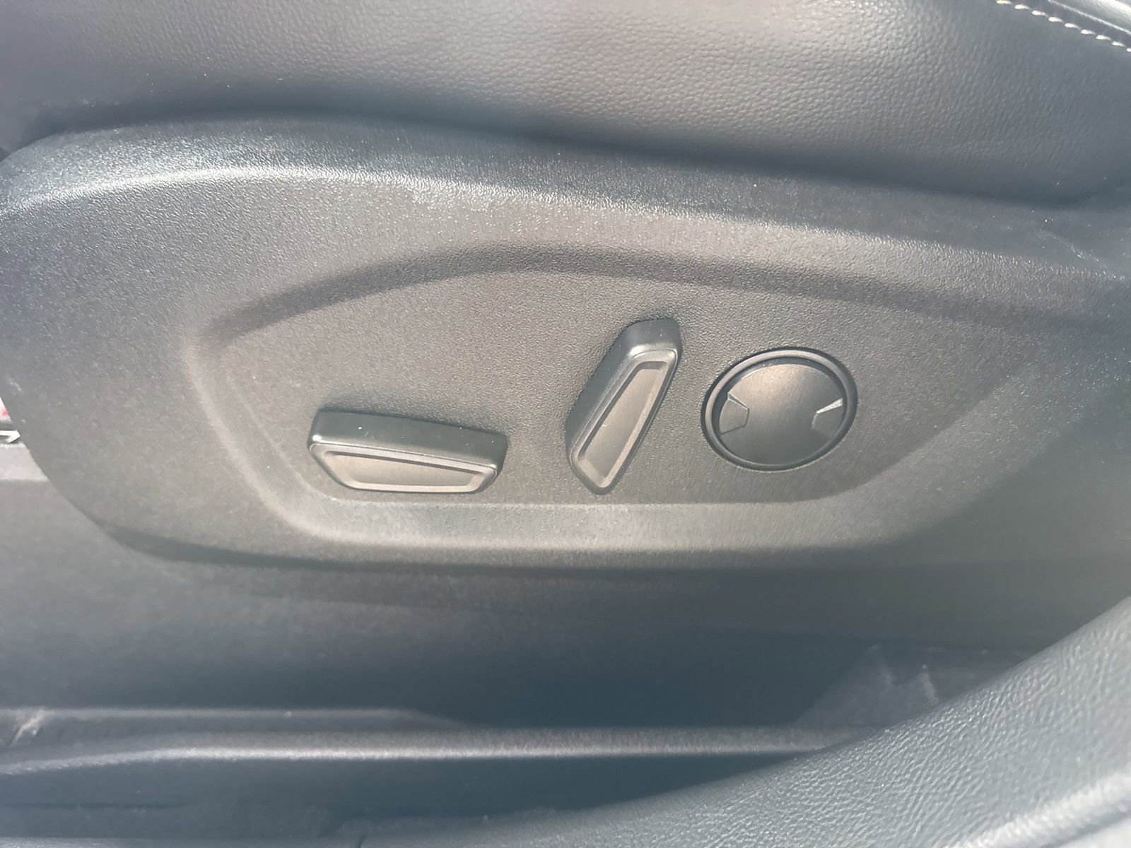 Certified 2023 Ford Edge SEL w/ Convenience Package image 26