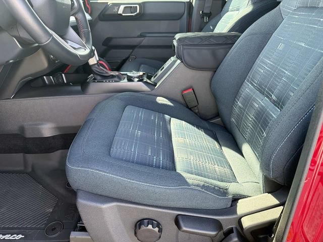 Certified 2025 Ford Bronco Heritage Edition AWD/4WD image 14