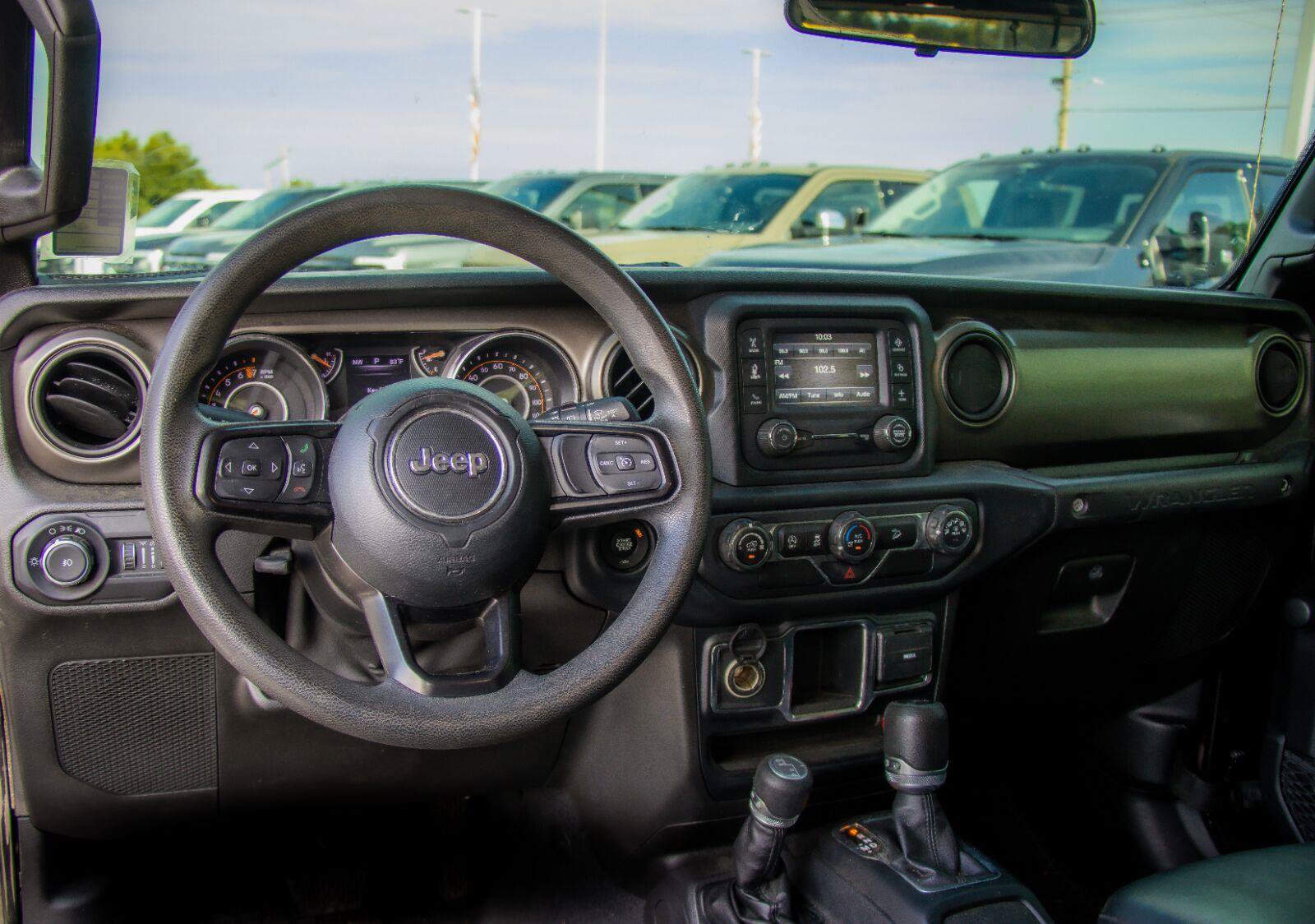 Used 2019 Jeep Wrangler Unlimited Sport AWD/4WD image 5