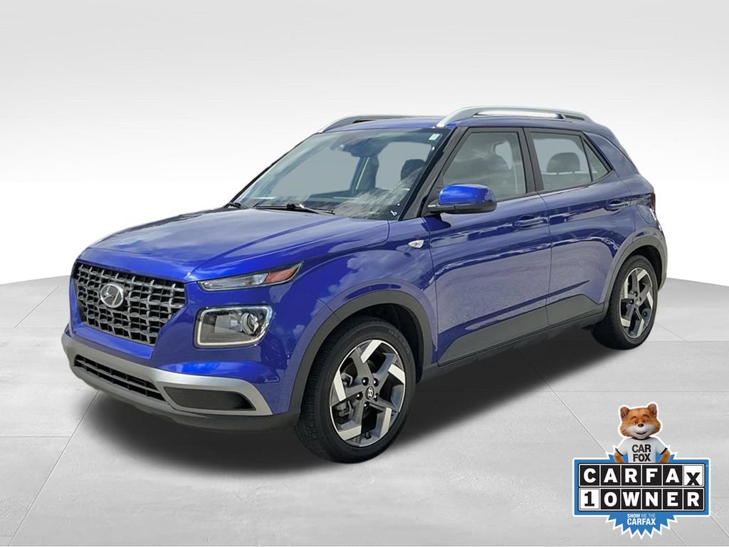Used 2025 Hyundai Venue SEL FWD image 1