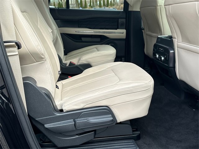 Certified 2022 Ford Expedition Max Platinum image 15