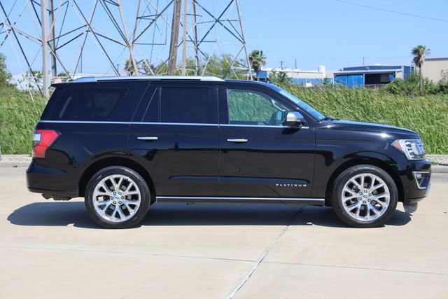 Certified 2018 Ford Expedition Platinum RWD image 4