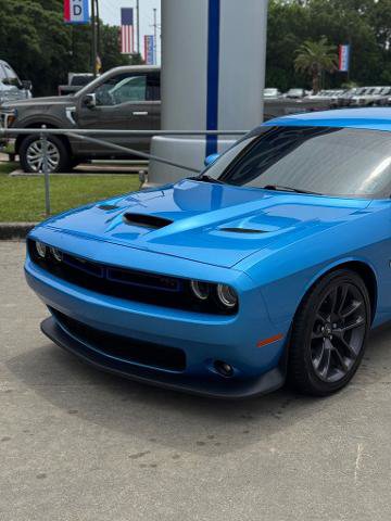 Used 2023 Dodge Challenger R/T Scat Pack w/ Plus Package RWD image 2
