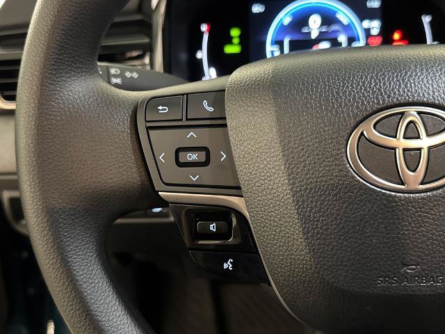 Used 2025 Toyota Camry LE FWD image 19