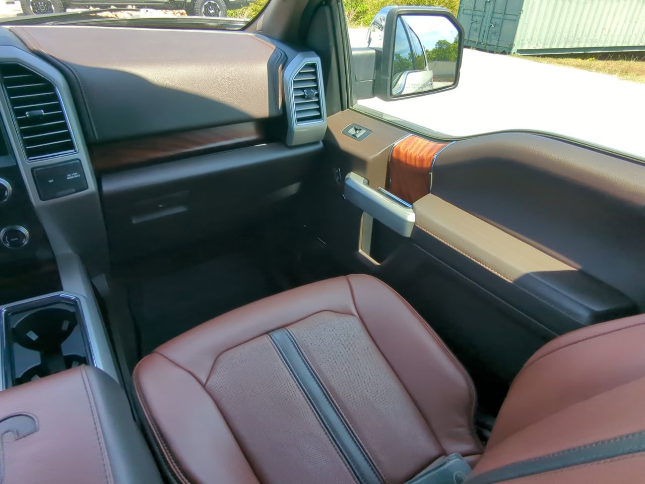 Certified 2019 Ford F150 King Ranch w/ Equipment Group 601A Luxury RWD image 15