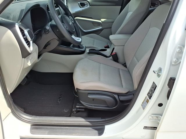 Used 2022 Kia Soul LX w/ Technology Package FWD image 17