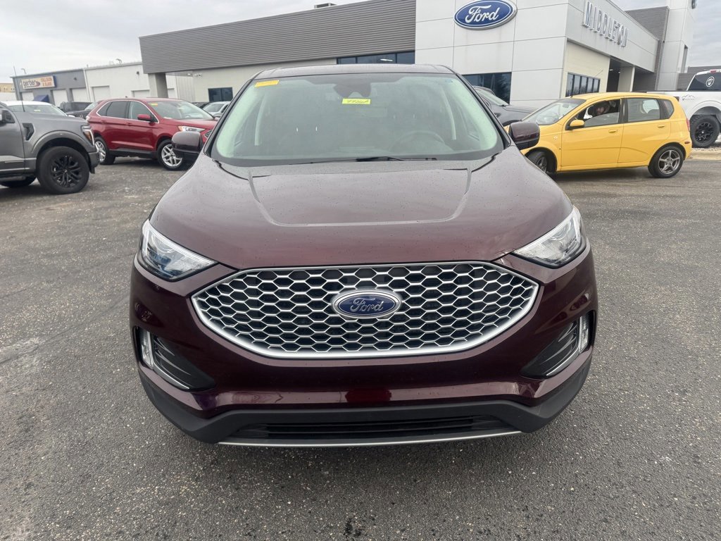 Certified 2024 Ford Edge SEL w/ Convenience Package image 12
