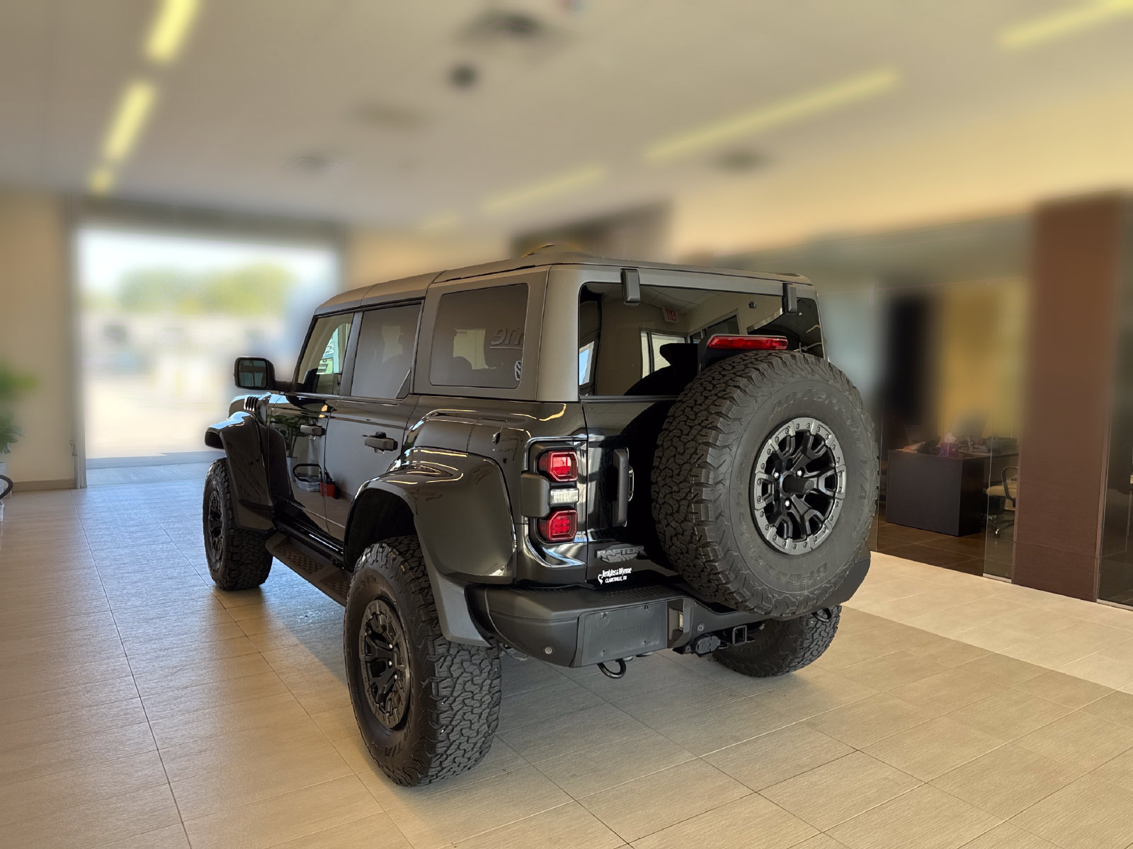 Certified 2024 Ford Bronco Raptor AWD/4WD image 3