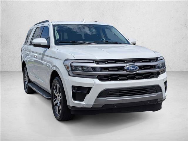 Certified 2023 Ford Expedition XLT RWD image 3