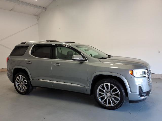Used 2023 GMC Acadia Denali w/ Denali Ultimate Package AWD/4WD image 2