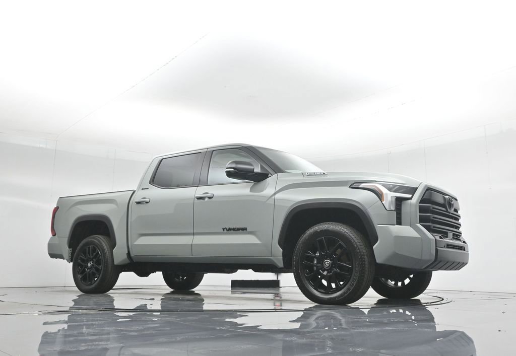 Used 2025 Toyota Tundra Limited image 2