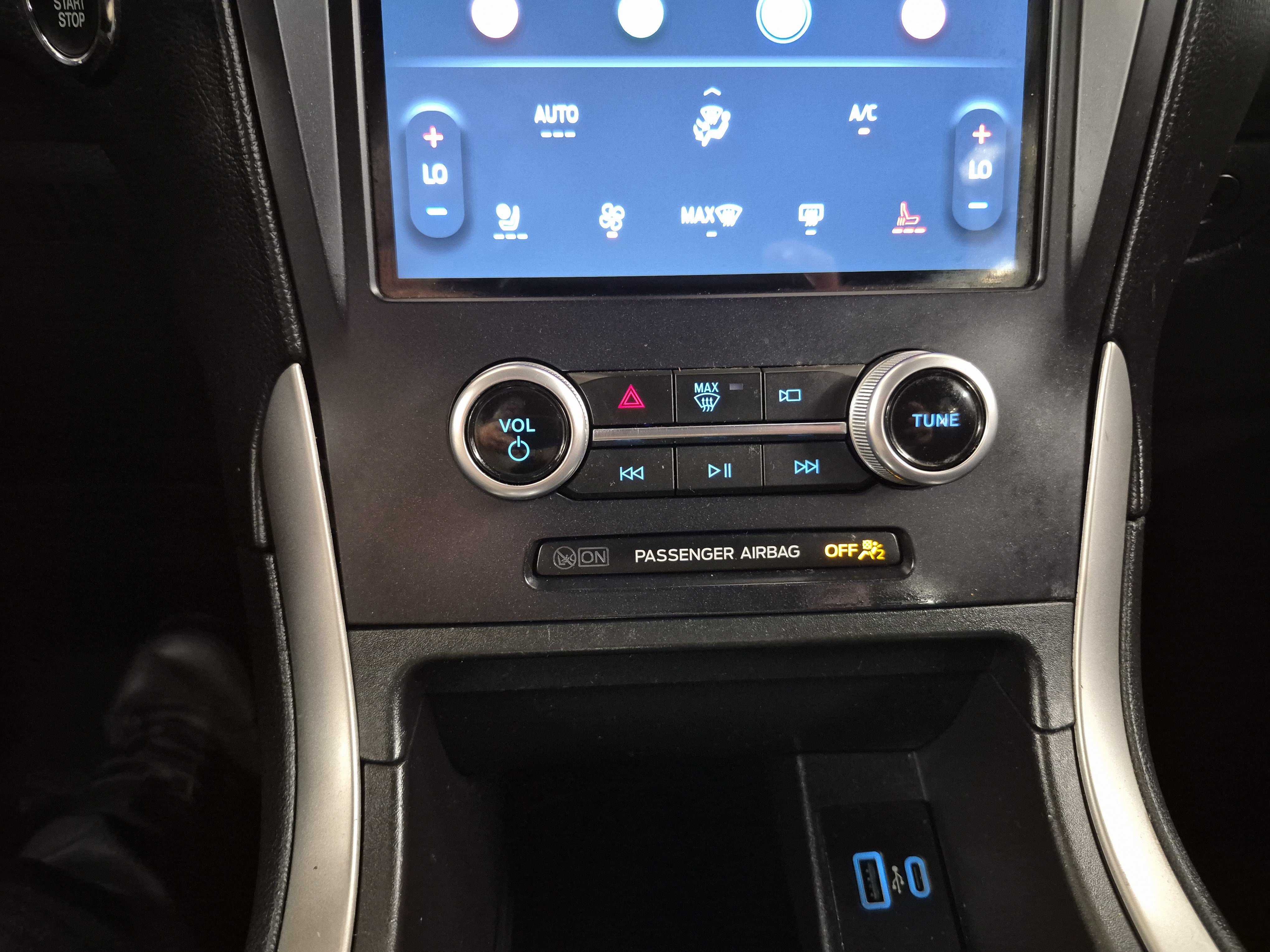 Certified 2022 Ford Edge ST-Line AWD/4WD image 33