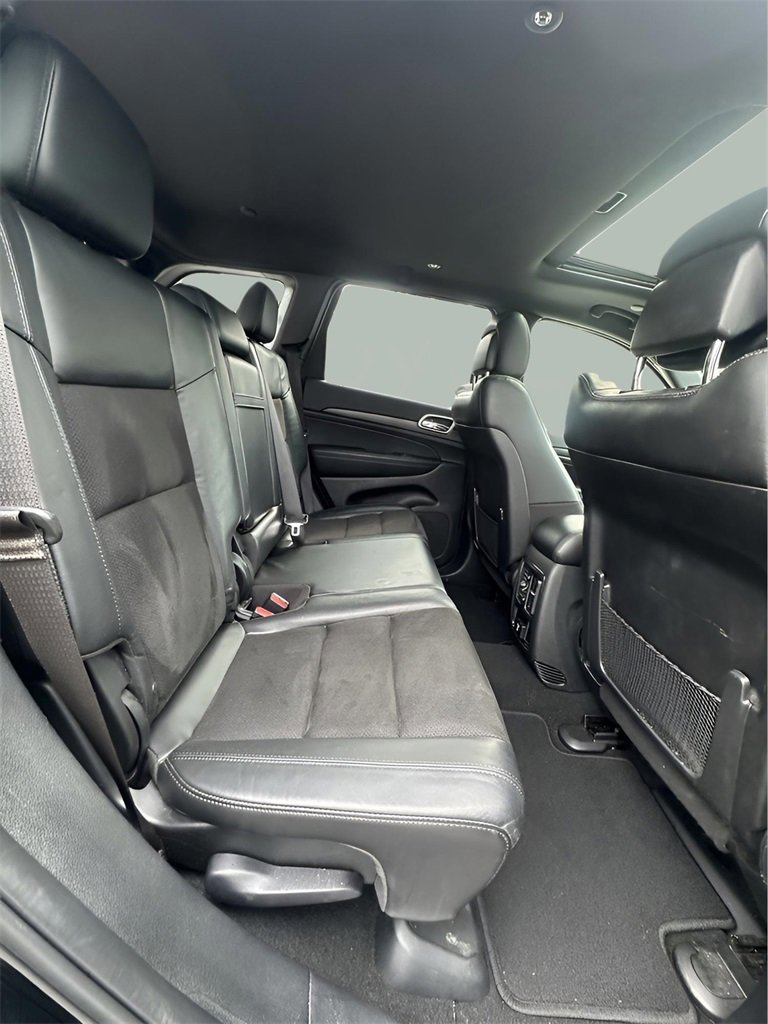 Used 2021 Jeep Grand Cherokee Laredo X image 19