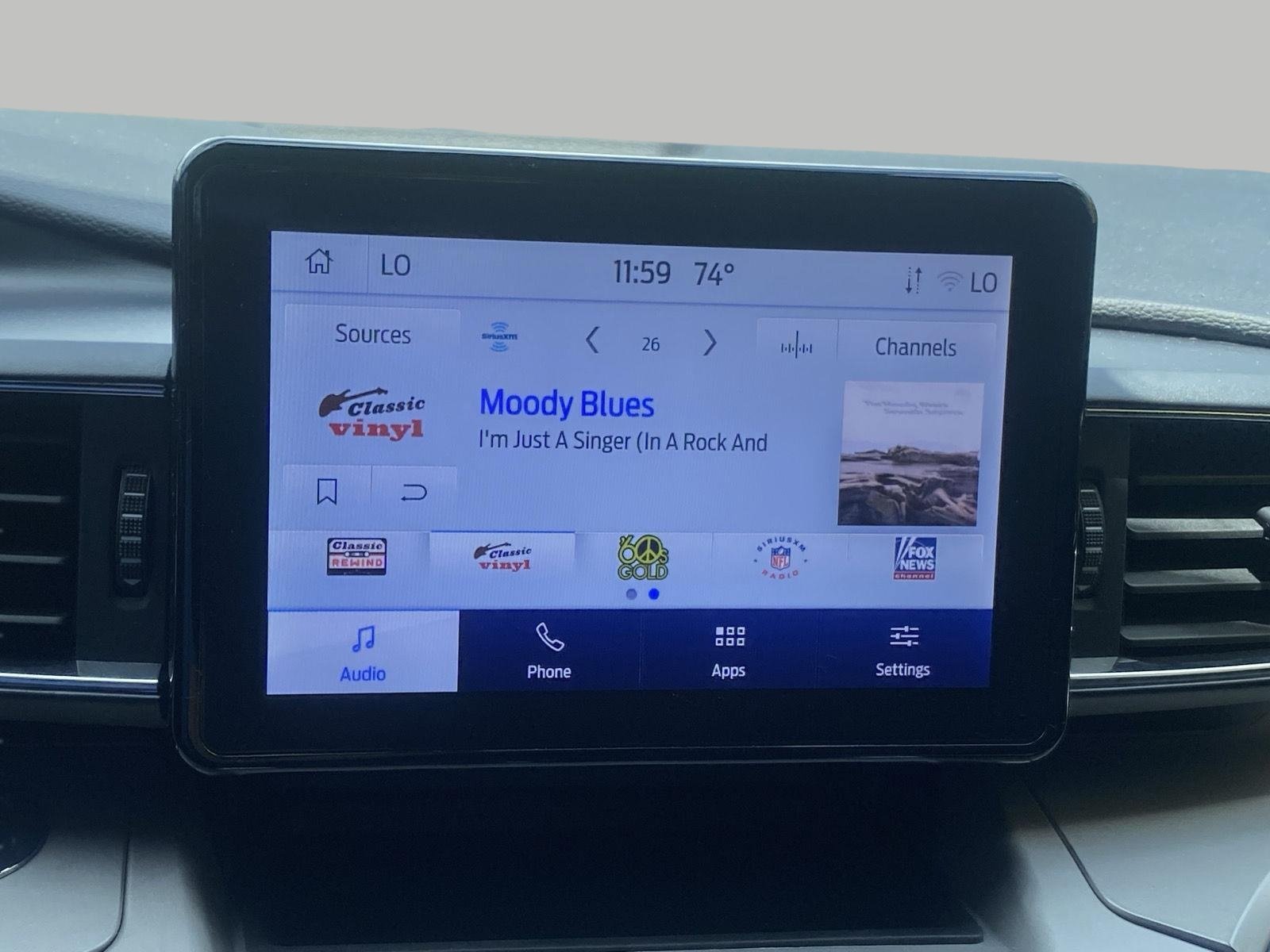 Certified 2024 Ford Explorer XLT w/ Equipment Group 202A AWD/4WD image 17