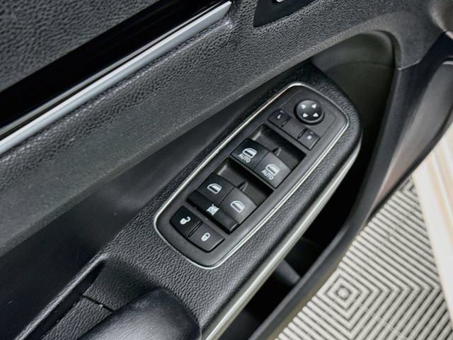 Used 2023 Chrysler 300 S RWD image 18