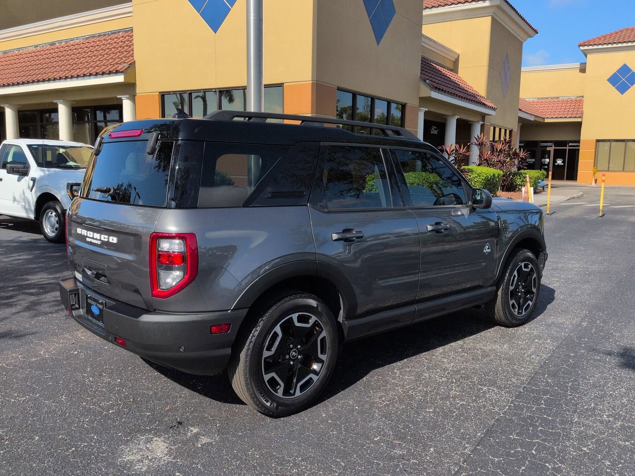 Certified 2023 Ford Bronco Sport Outer Banks AWD/4WD image 4