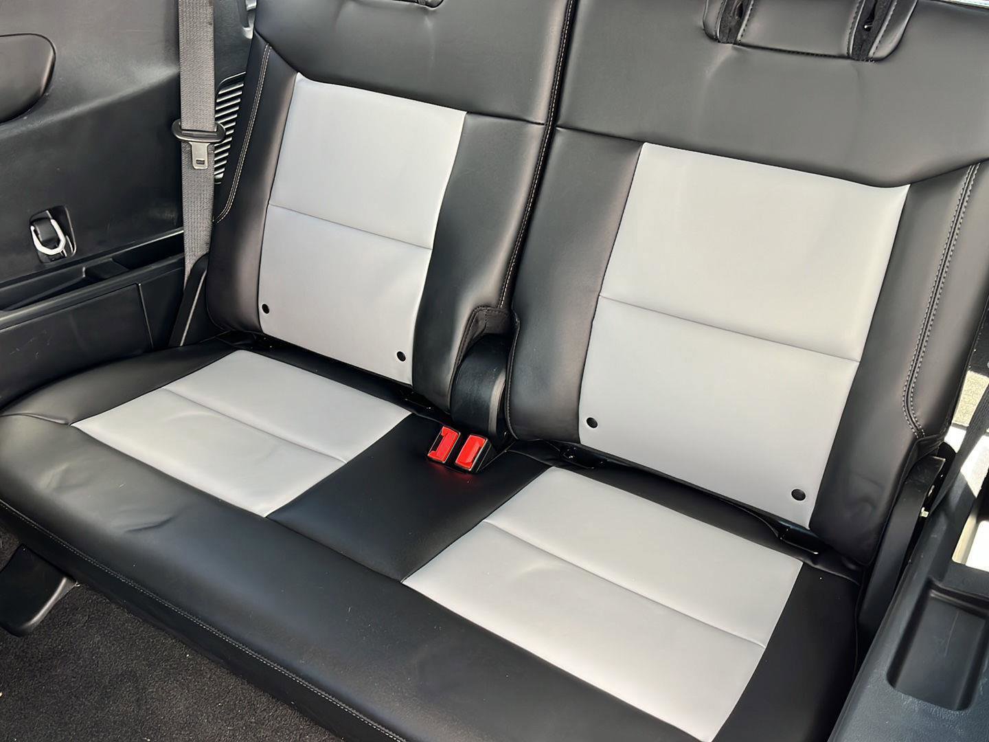 Certified 2023 Ford Explorer XLT w/ Equipment Group 202A image 19