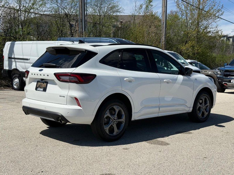 Certified 2024 Ford Escape ST-Line w/ Tech Pack #1 AWD/4WD image 3