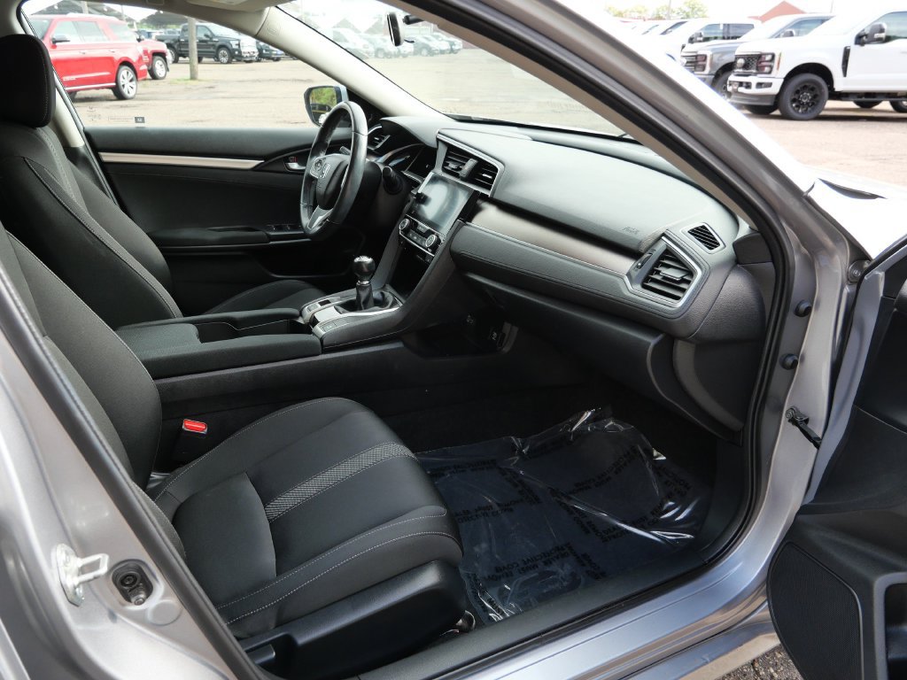 Used 2018 Honda Civic EX-T image 11
