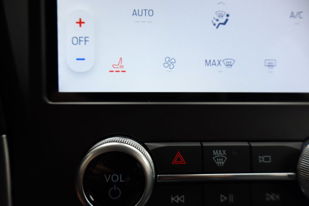 Certified 2021 Ford Edge SEL AWD/4WD image 8