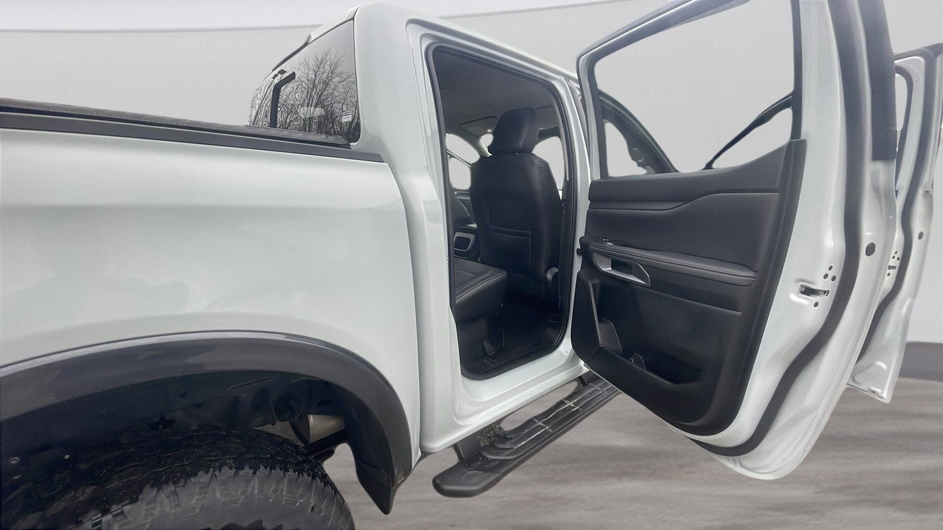 Certified 2024 Ford Ranger Lariat w/ Advanced Towing Package AWD/4WD image 22
