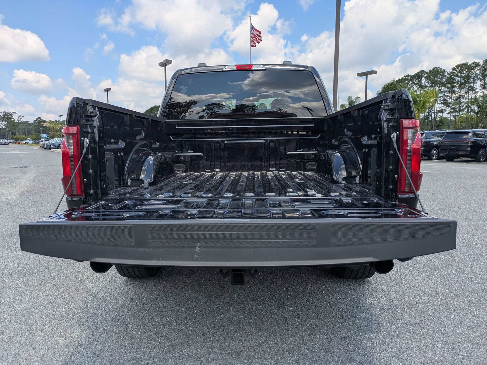 Certified 2025 Ford F150 STX w/ LOBO Package AWD/4WD image 7