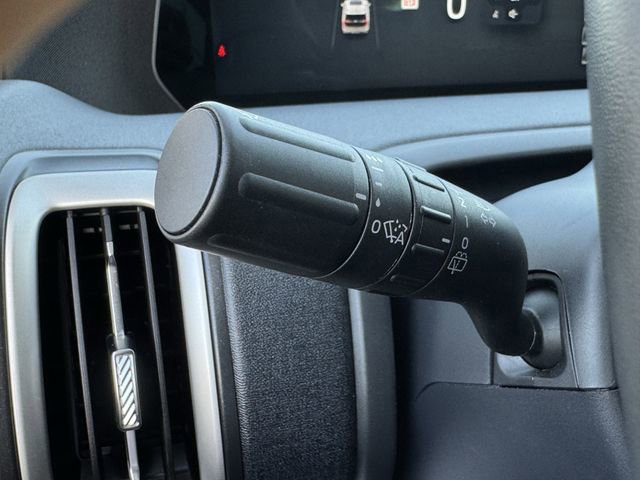 Certified 2025 Ford Expedition Active image 24