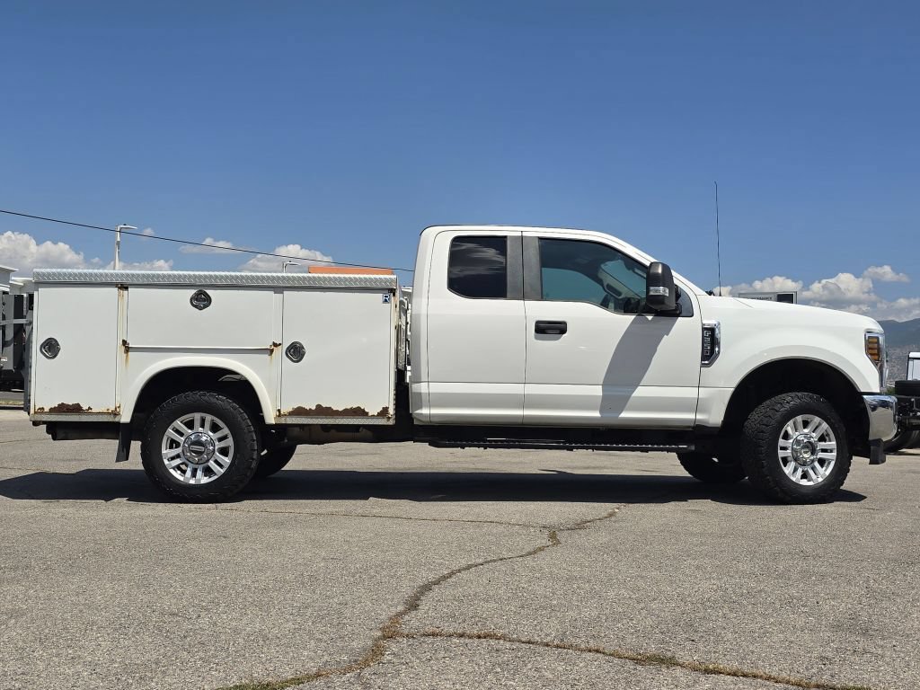 Certified 2019 Ford F250 XL w/ STX Appearance Package AWD/4WD image 23