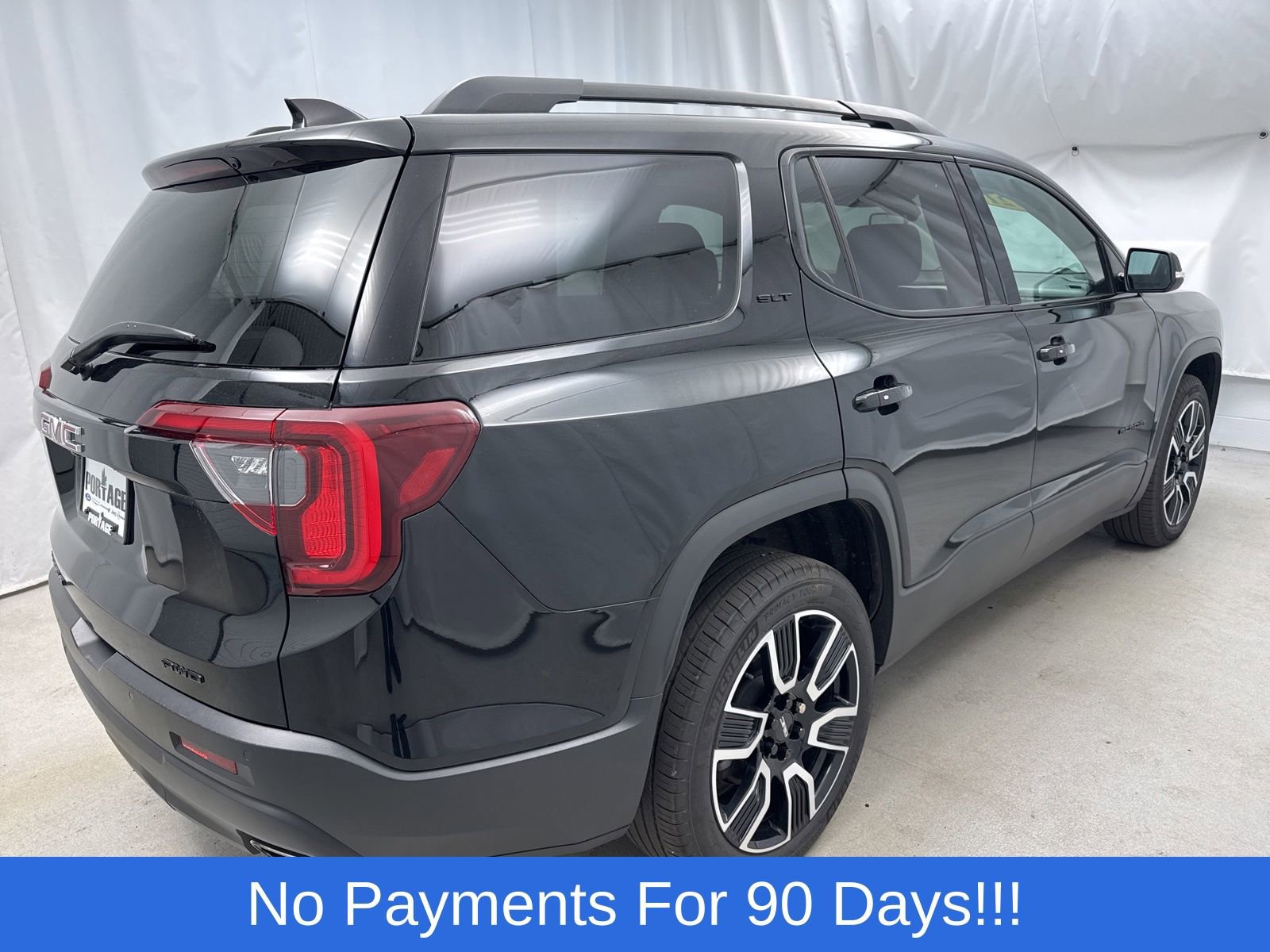 Used 2021 GMC Acadia SLT w/ Elevation Edition AWD/4WD image 3