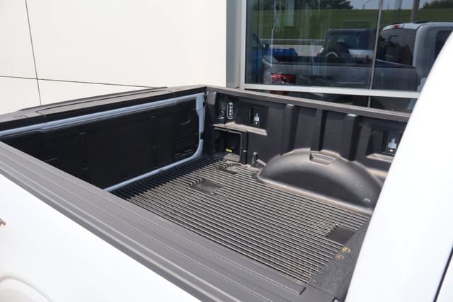 Certified 2022 Ford F150 XLT w/ Equipment Group 302A High AWD/4WD image 10