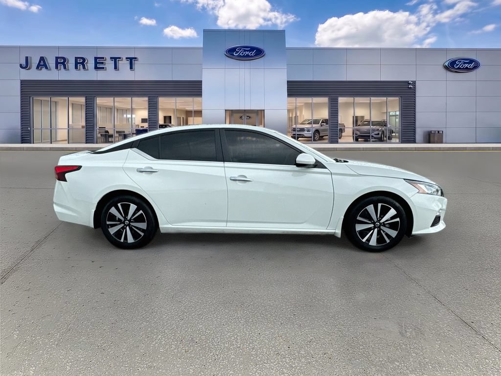 Used 2022 Nissan Altima 2.5 SV FWD image 8