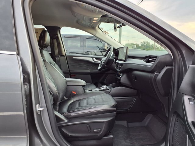 Certified 2023 Ford Escape Platinum w/ Premium Technology Package FWD image 25