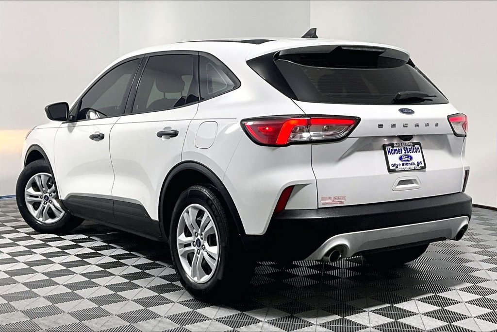 Certified 2020 Ford Escape S FWD image 11