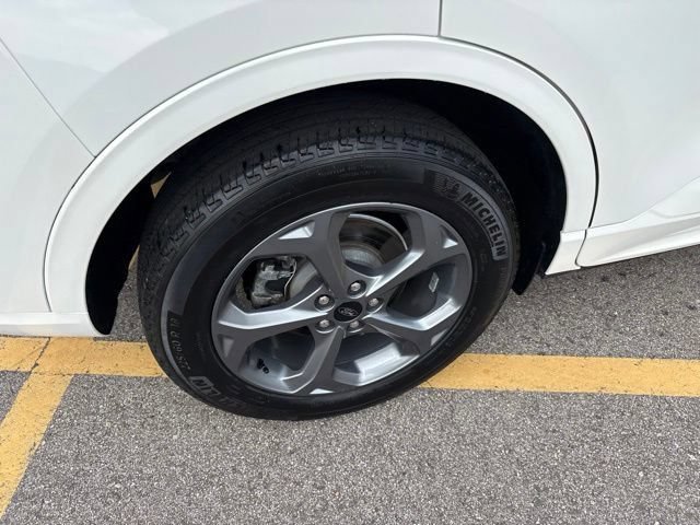 Certified 2023 Ford Escape ST-Line w/ Tech Pack #1 AWD/4WD image 4