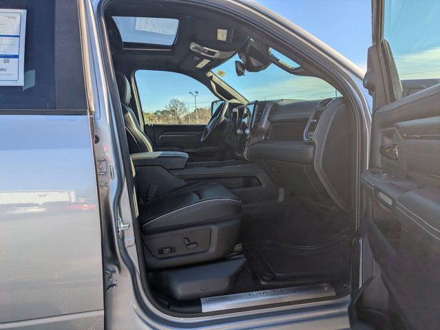 Used 2024 RAM 2500 Limited image 35