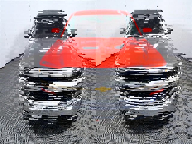 Used 2018 Chevrolet Silverado 1500 LT w/ All Star Edition image 3