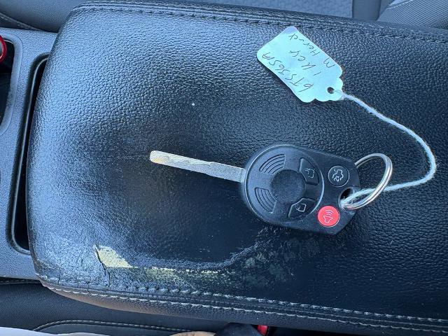 Certified 2017 Ford Escape SE w/ Equipment Group 201A image 18