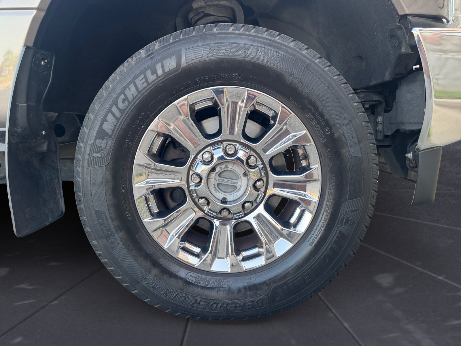 Certified 2019 Ford F350 XLT w/ XLT Premium Package AWD/4WD image 14