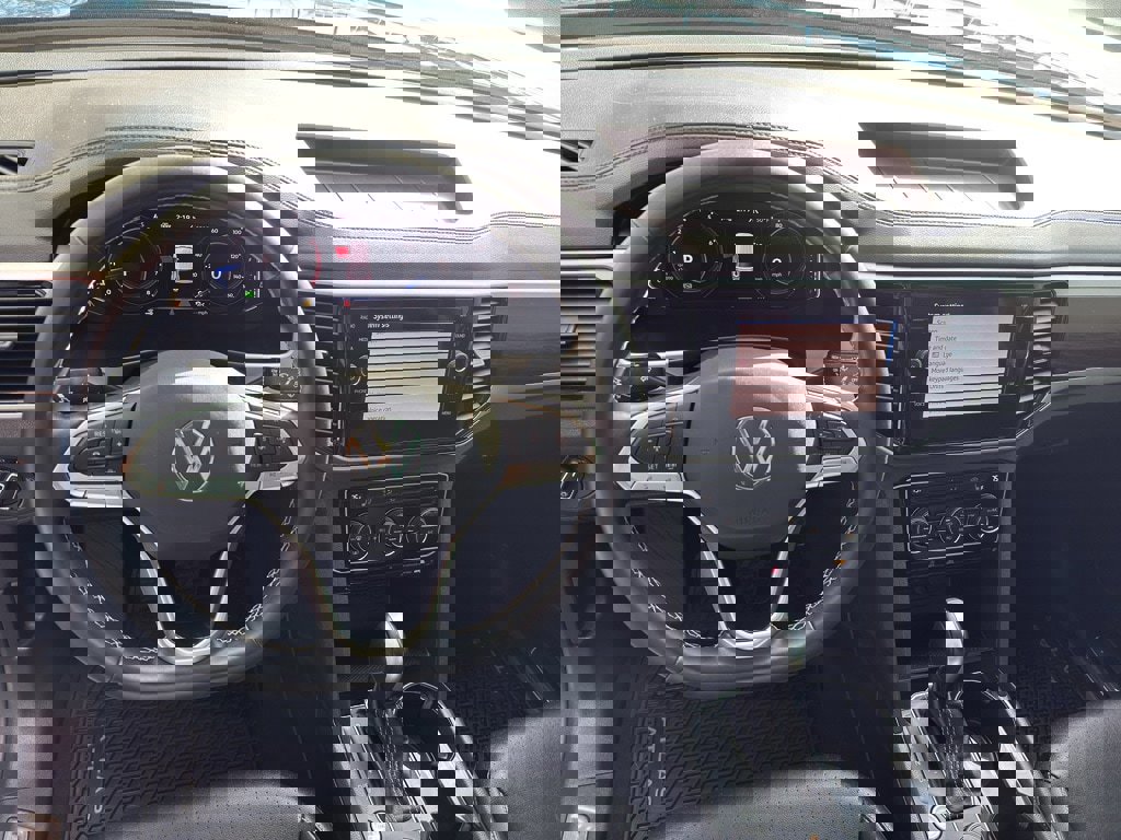 Used 2023 Volkswagen Atlas SE image 21