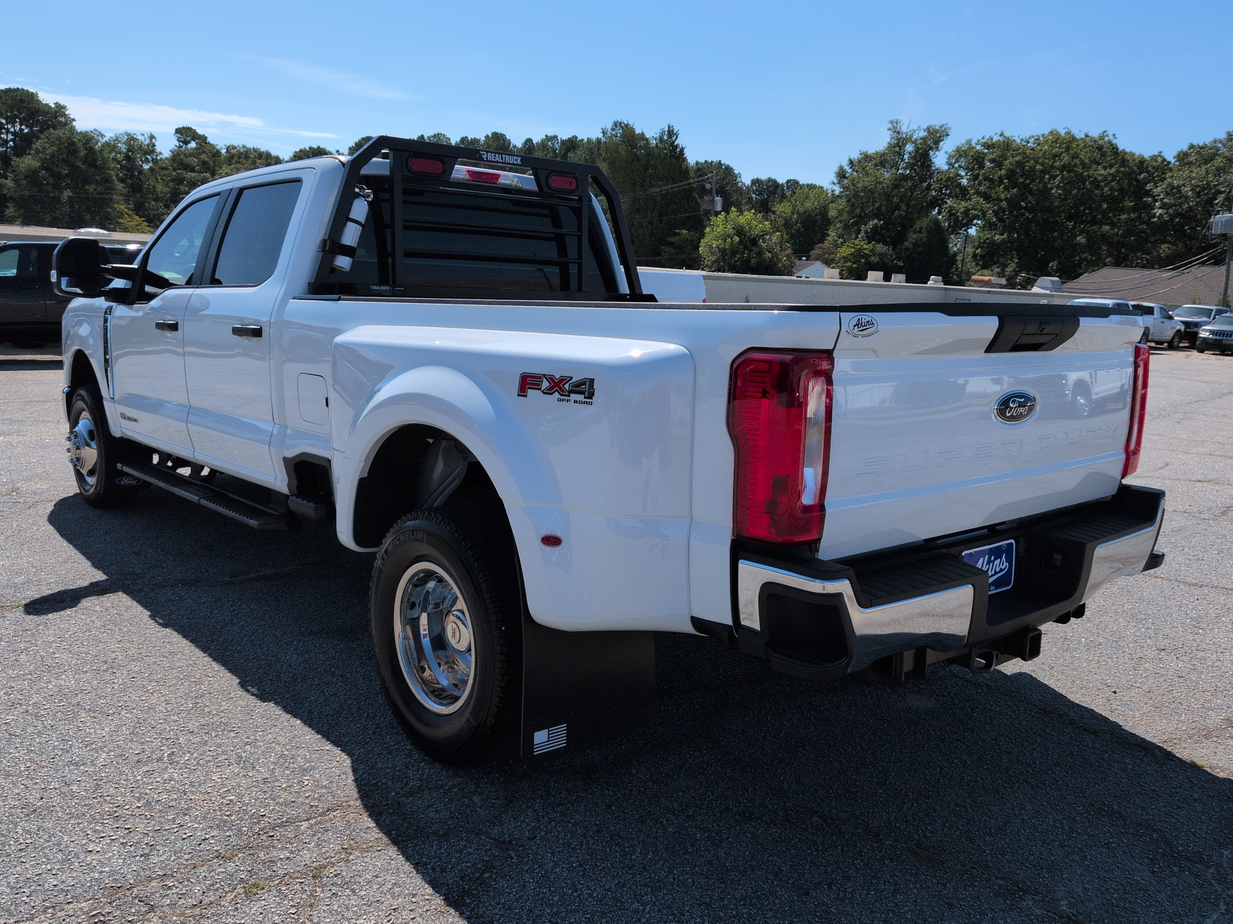Certified 2025 Ford F350 XL AWD/4WD image 5
