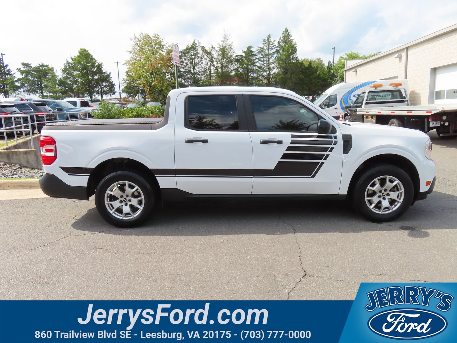 Certified 2022 Ford Maverick XL w/ Equipment Group 100A Standard AWD/4WD image 4