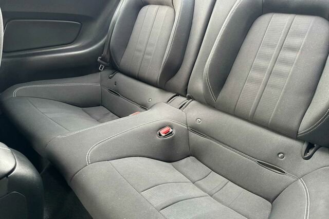 Certified 2022 Ford Mustang Coupe w/ Equipment Group 101A image 9