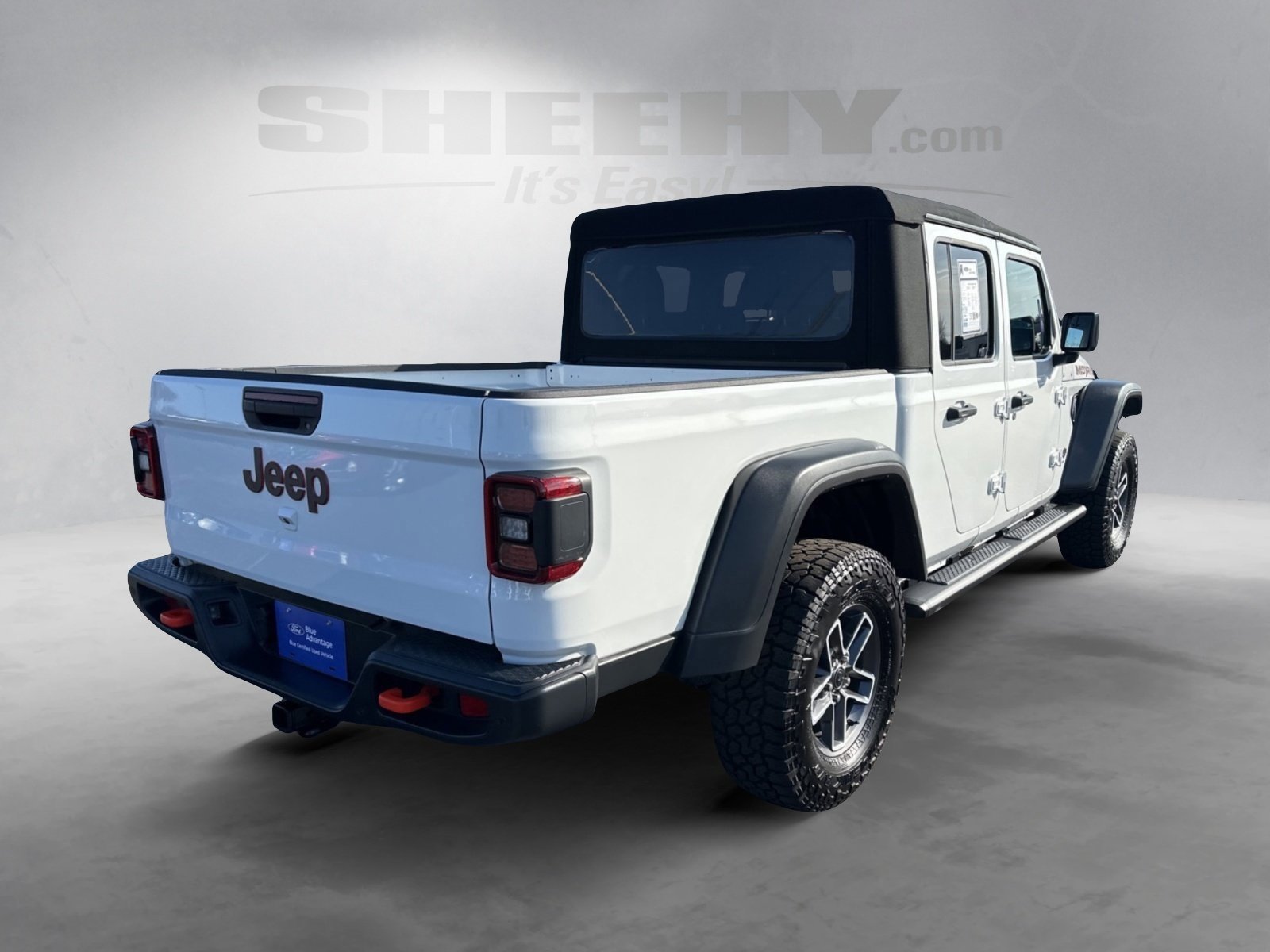 Used 2024 Jeep Gladiator Mojave w/ Safety Group image 5
