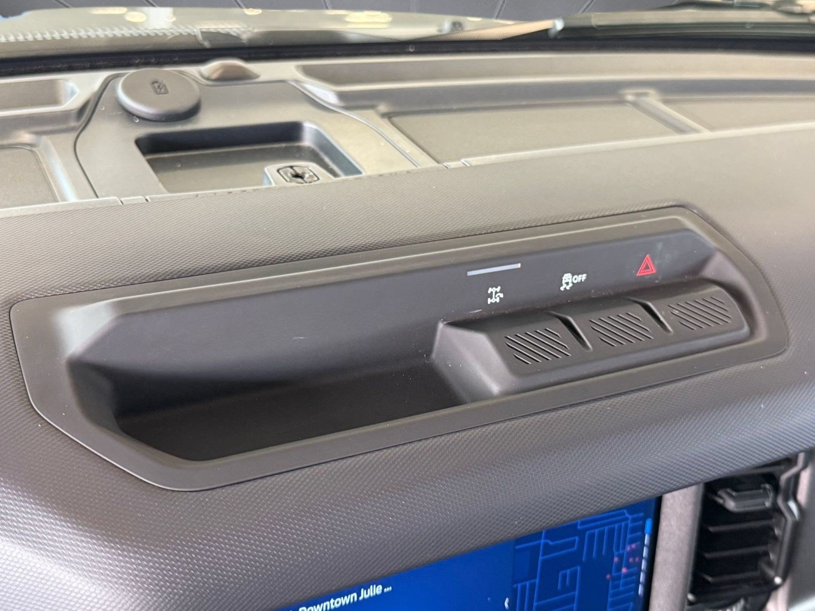 Certified 2025 Ford Bronco Big Bend AWD/4WD image 33