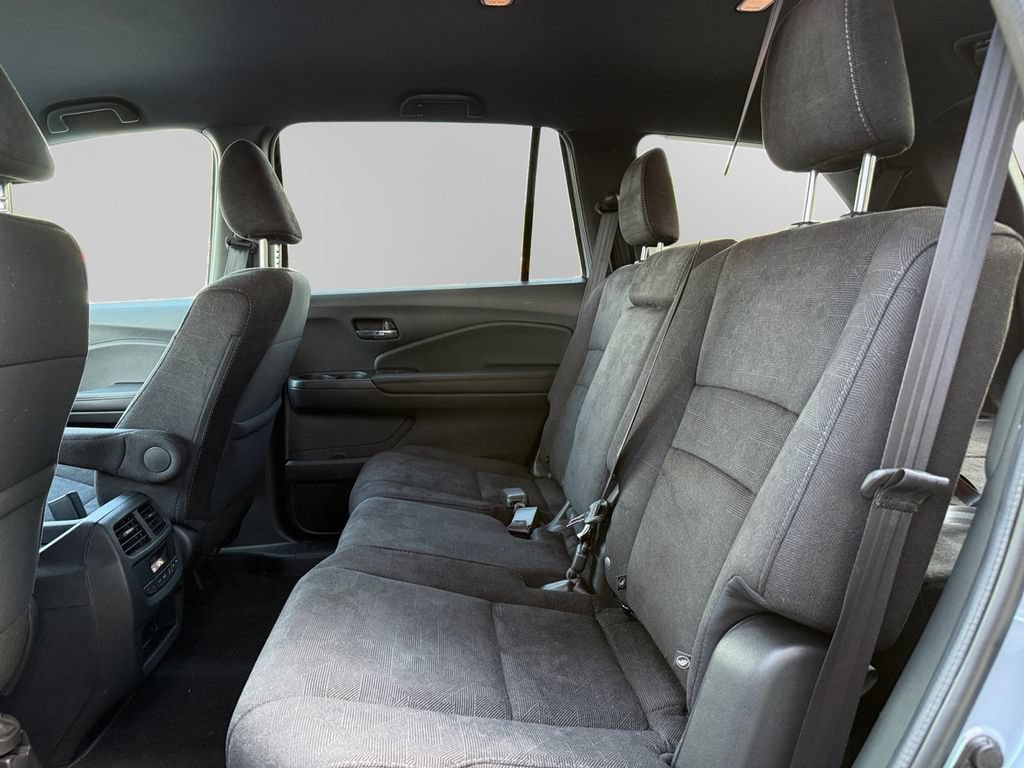 Used 2022 Honda Pilot Sport image 13