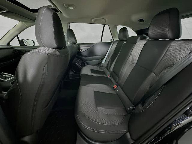 Used 2025 Subaru Outback Premium AWD/4WD image 14