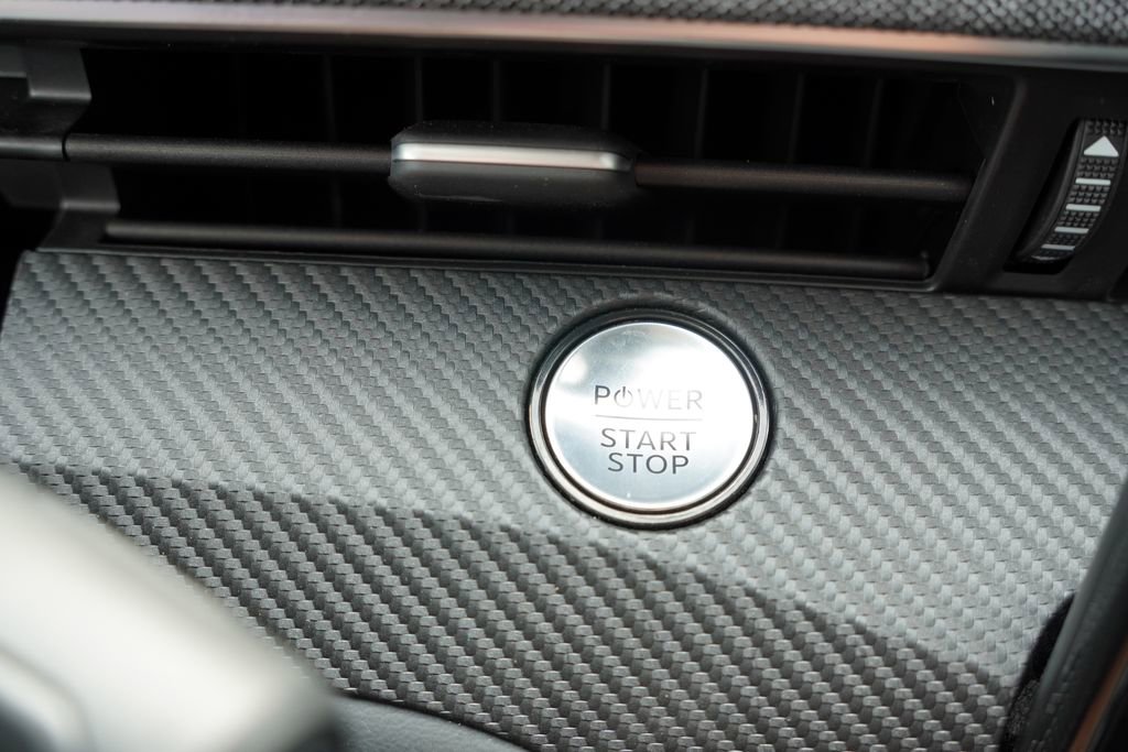 Certified 2025 Ford Mustang Mach-E Premium AWD/4WD image 30