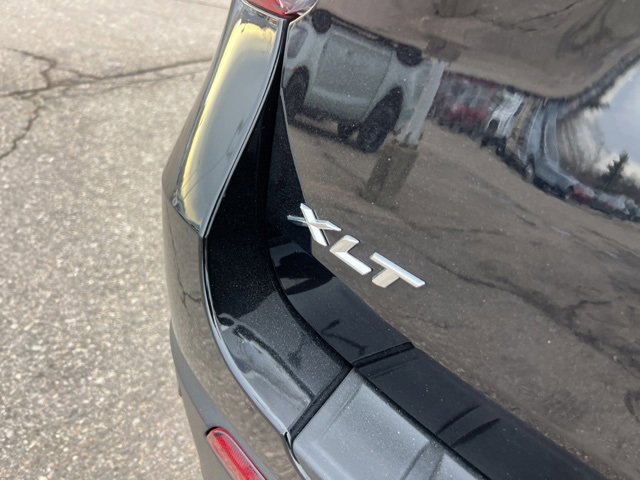 Certified 2022 Ford Explorer XLT w/ Equipment Group 202A image 25