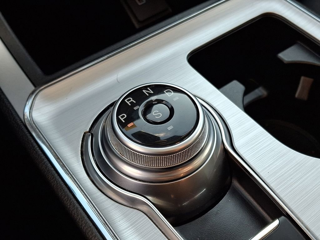 Certified 2022 Ford Edge SEL w/ Convenience Package image 16